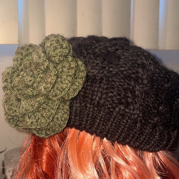 NWOT knitted deep brown slouchy cap with olive green flower accent. By Mojo Spa. - Picture 3 of 8